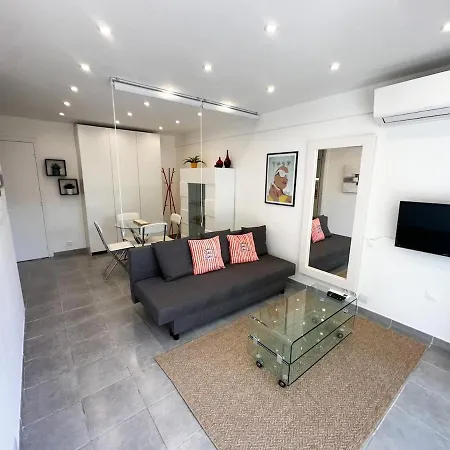 Elegant T2 Avec Terrasse A 2 Pas Des Plages Διαμέρισμα *